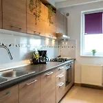 Long Heaven - Comfortable & Spacious In Baneasa Apartment Bukarest