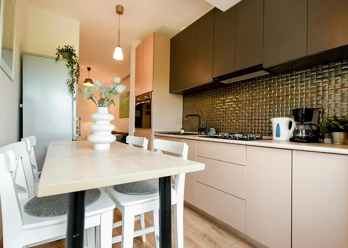 Long Heaven - Comfortable & Spacious In Baneasa Apartmán *