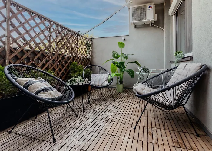 Long Heaven - Comfortable & Spacious In Baneasa