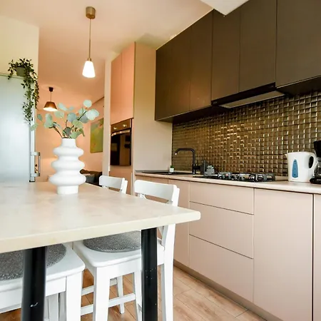 Long Heaven - Comfortable & Spacious In Baneasa Apartament *