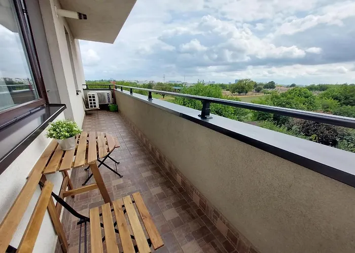 Long Heaven - Comfortable & Spacious In Baneasa * Bukarest